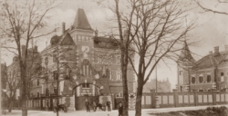 Die Friedrichskaserne in Dessau in einer Aufnahme von 1906