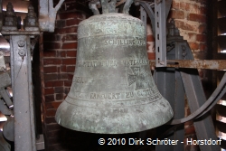 Eine der Glocken in der Evangelischen Kirche zu Vockerode