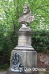 Denkmal für Friedrich Schneider im Stadtpark in Dessau