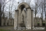 Das B&ouml;lke Grabmal auf dem Ehrenfriedhof in Dessau