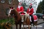 Der Umzug der Weihnachtsmänner 2008 in Horstdorf - Weihnachten "Hoch zu Roß"