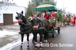 Umzug der Weihnachtsmänner 2009 in Horstdorf