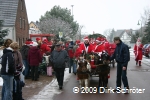 Umzug der Weihnachtsmänner 2009 in Horstdorf