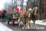 Umzug der Weihnachtsmänner 2009 in Horstdorf