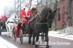 Umzug der Weihnachtsmänner 2009 in Horstdorf