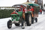 Der Umzug der Weihnachtsmänner 2010 - Abfahrt des Dieselrosses in Richtung Kakau