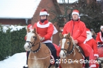 Der Umzug der Weihnachtsmänner 2010 - Weihnachtsreiter in Horstdorf